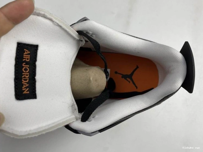 4 Retro Air Jordan Starfish (W) CW7183-100 0713